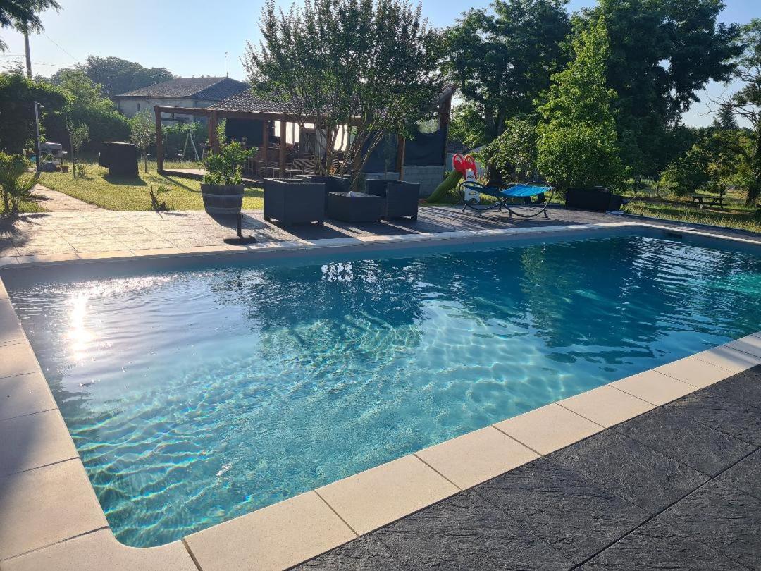 Aux Abris Des Vents D'Anges Bed & Breakfast Les Artigues-de-Lussac Luaran gambar